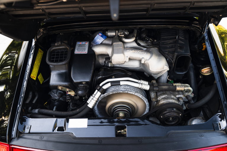 Porsche 993 Carrera 4