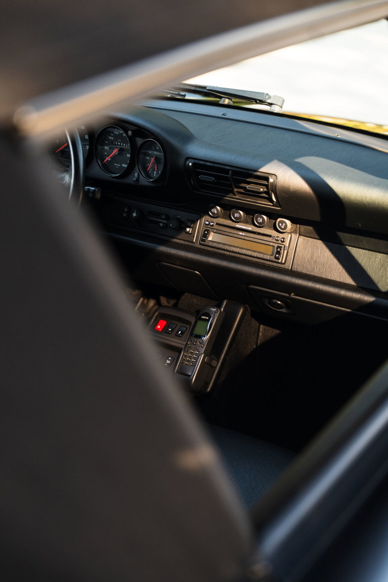 Porsche 993 Carrera 4