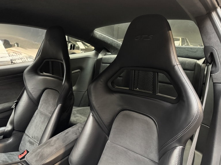 Porsche 991.2 Carrera 4 GTS