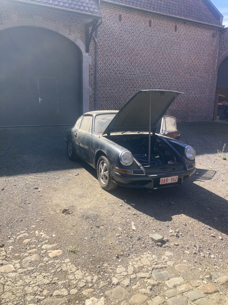Porsche 911 S (F-Modell)