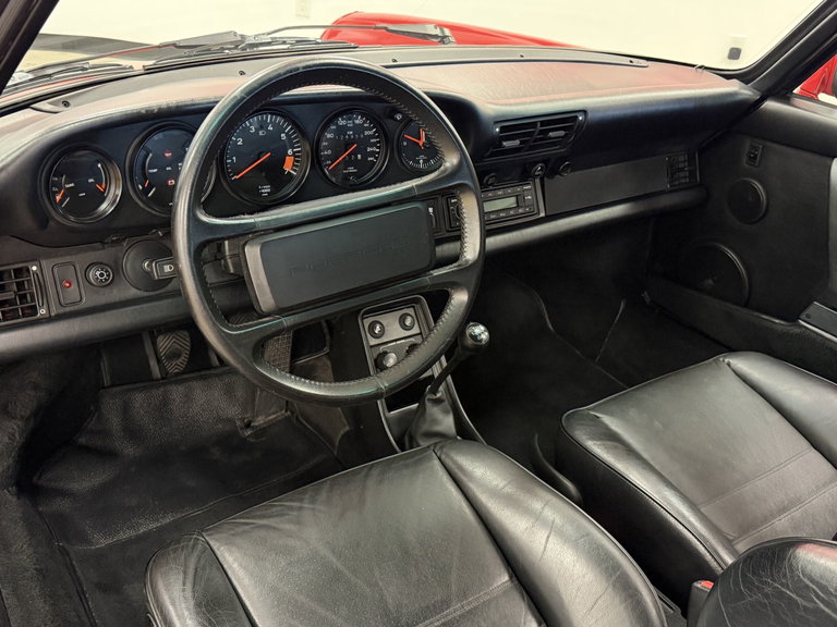 Porsche 911 Carrera 3.2