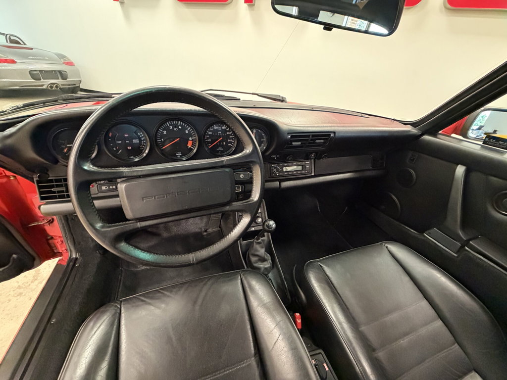 Porsche 911 Carrera 3.2