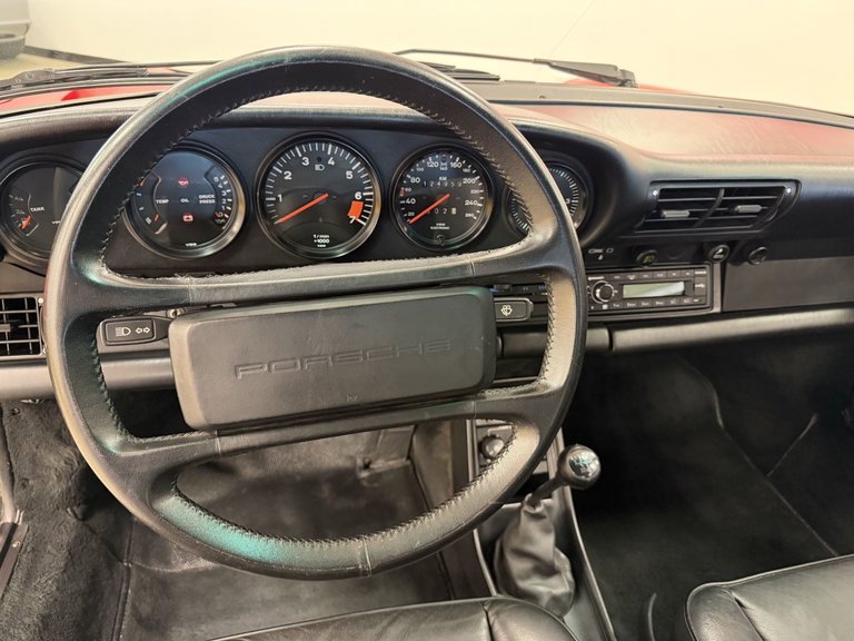 Porsche 911 Carrera 3.2