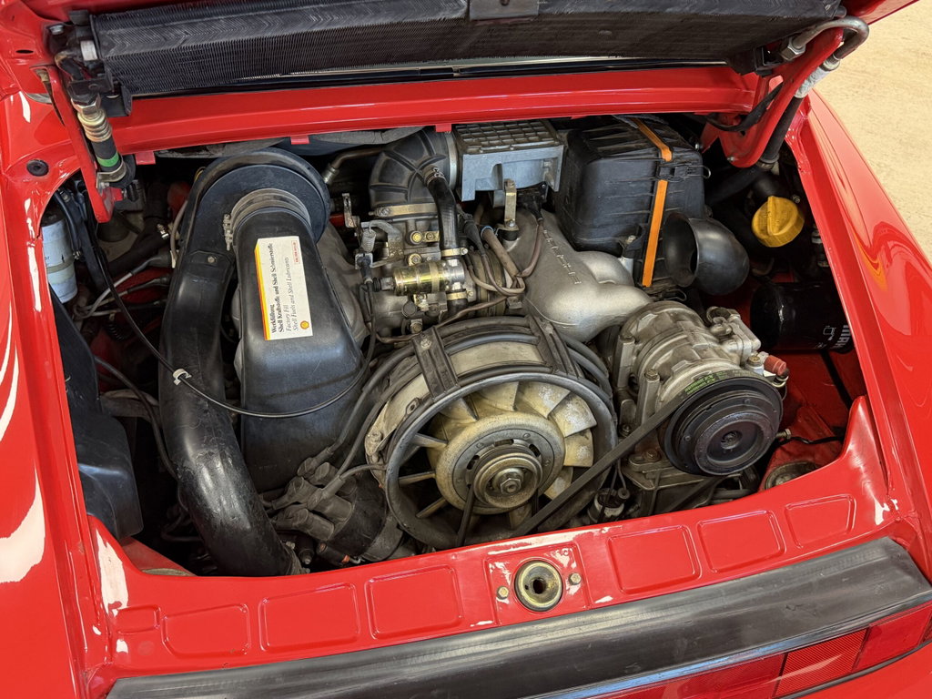 Porsche 911 Carrera 3.2