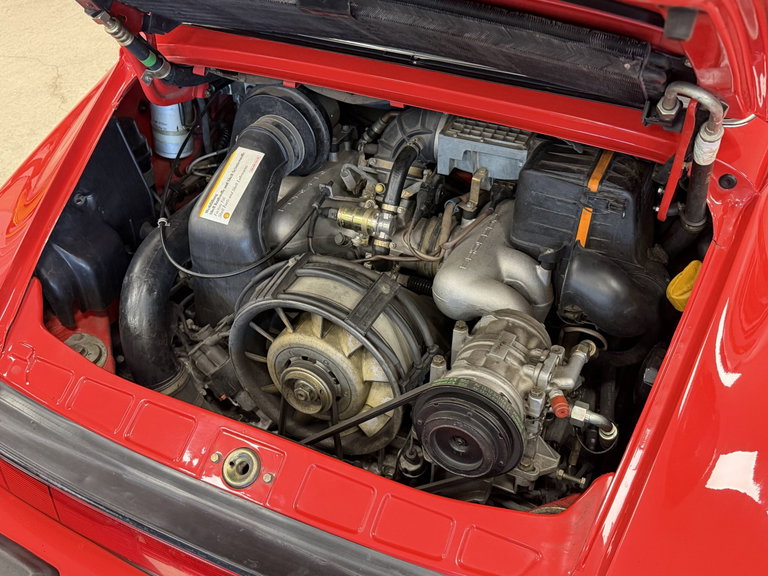 Porsche 911 Carrera 3.2