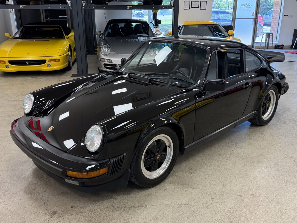 Porsche 911 Carrera 3.2 (US)