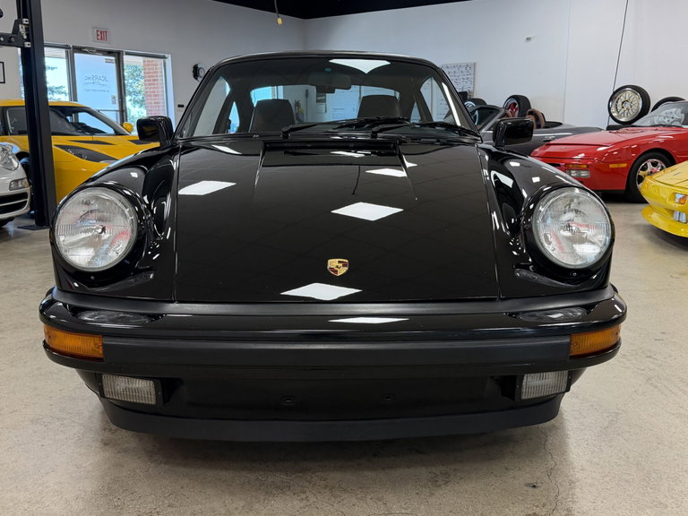 Porsche 911 Carrera 3.2 (US)