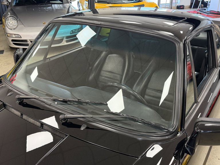 Porsche 911 Carrera 3.2 (US)