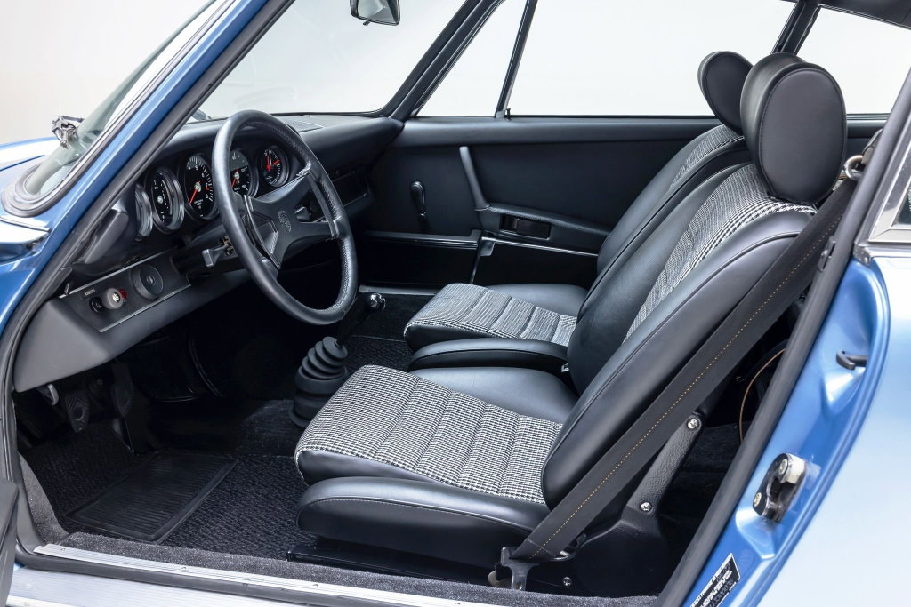 Porsche 911 S (F-Modell)
