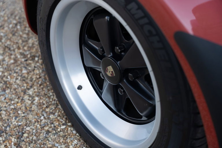Porsche 911 Turbo 3.3