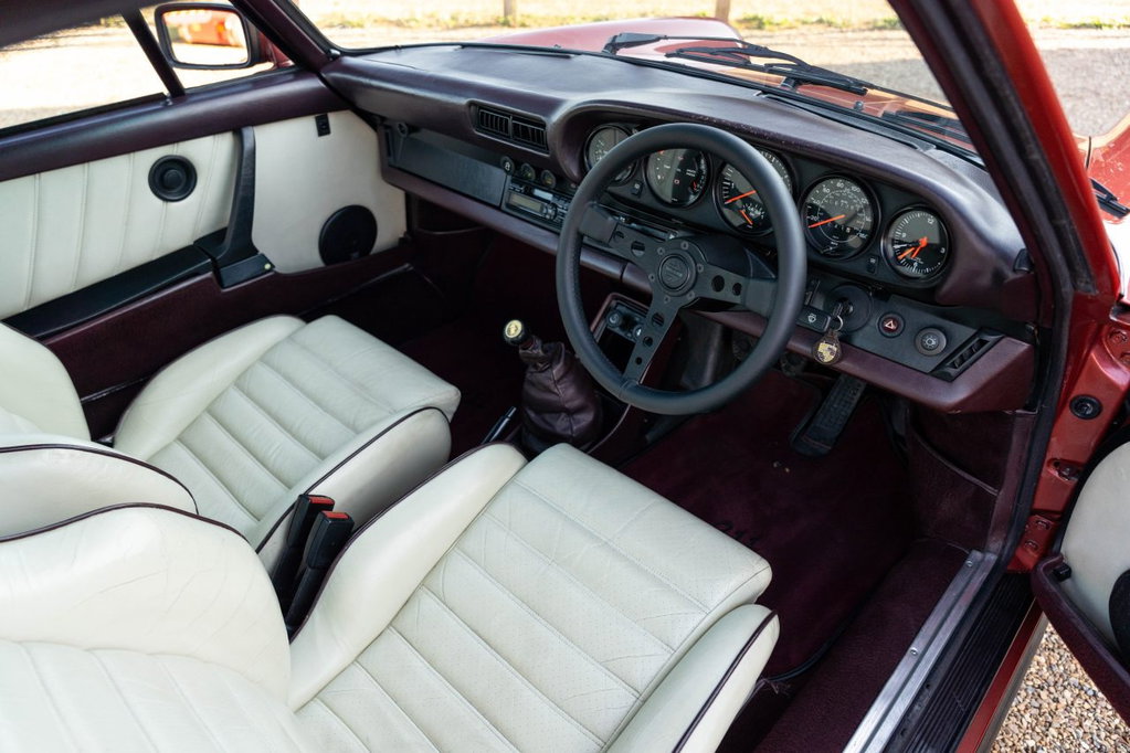 Porsche 911 Turbo 3.3