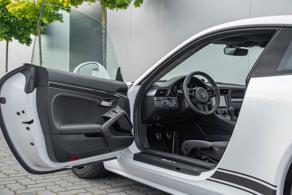 Porsche 911 R