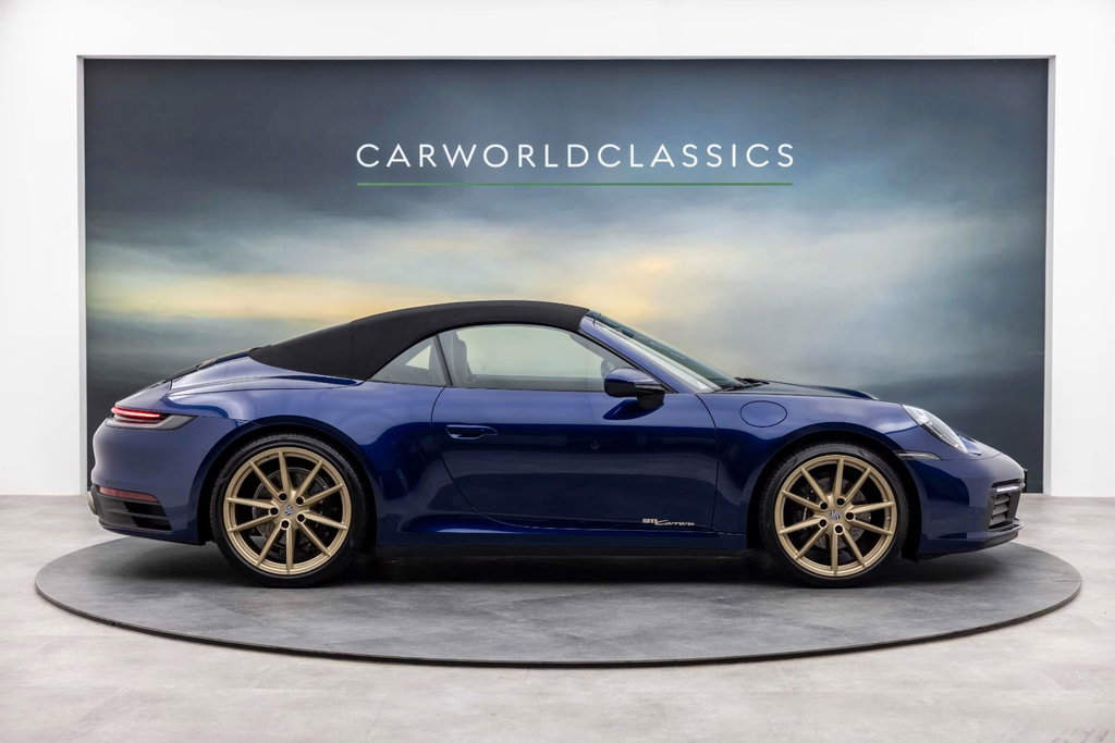 Porsche 992 Carrera