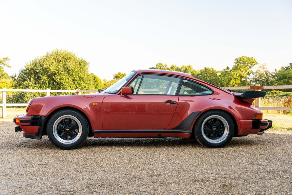 Porsche 911 Turbo 3.3