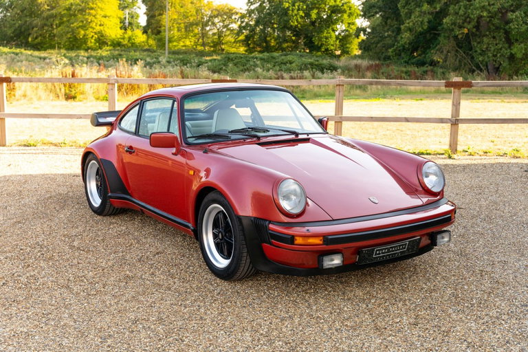 Porsche 911 Turbo 3.3
