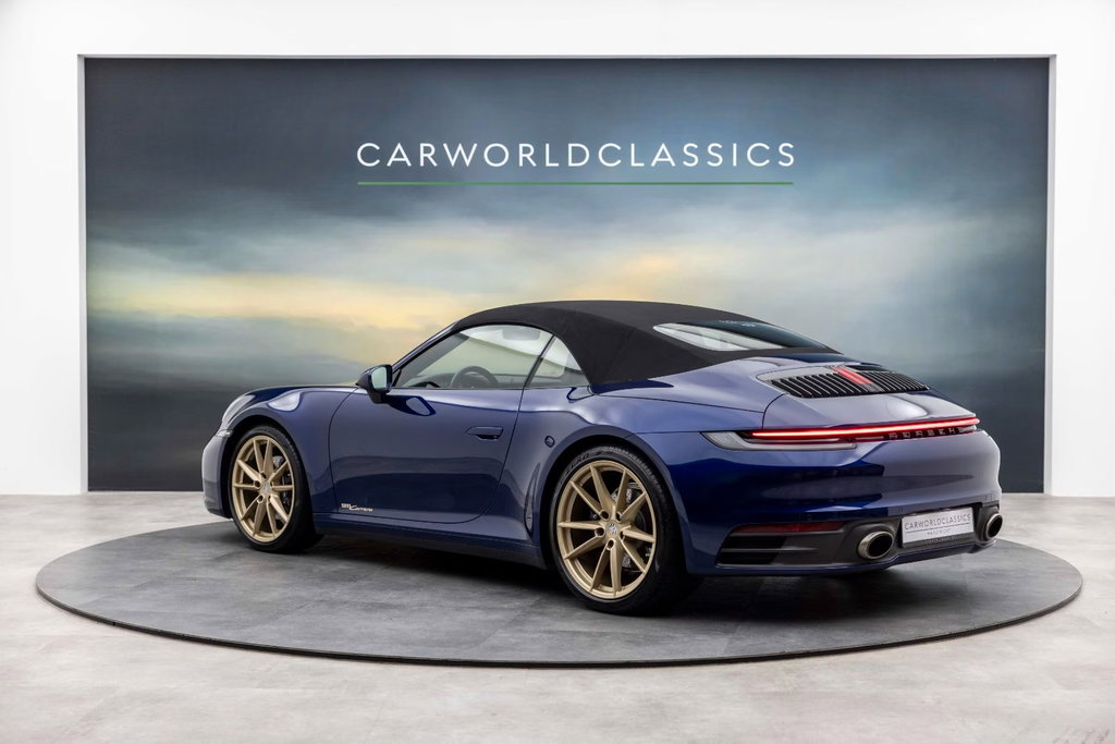 Porsche 992 Carrera