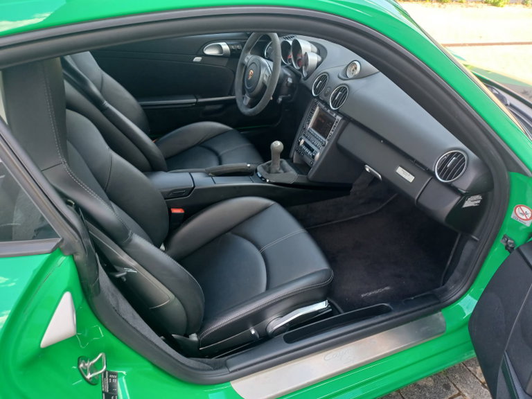 Porsche 987 Cayman S