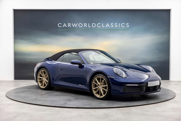 Porsche 992 Carrera