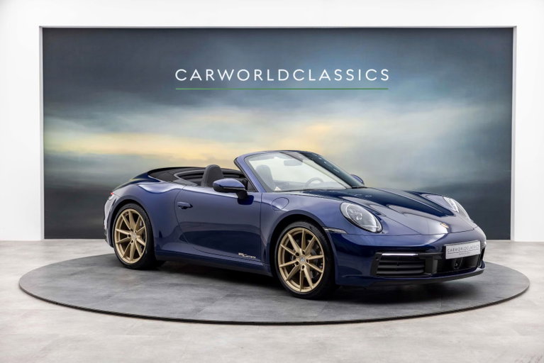 Porsche 992 Carrera