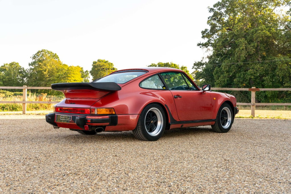 Porsche 911 Turbo 3.3
