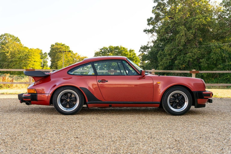 Porsche 911 Turbo 3.3