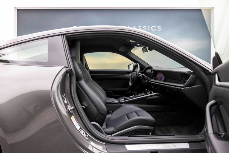 Porsche 992 Carrera S