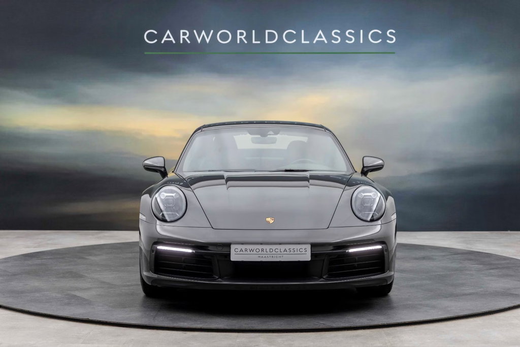 Porsche 992 Carrera S