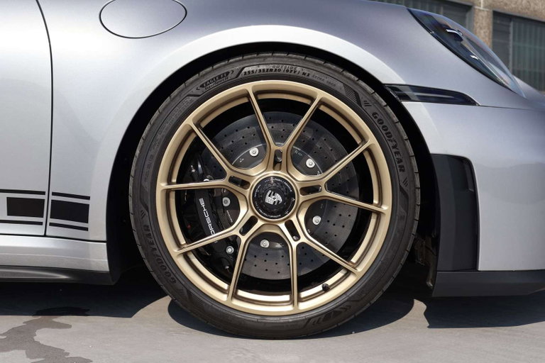 Porsche 992.2 GT3 Touring