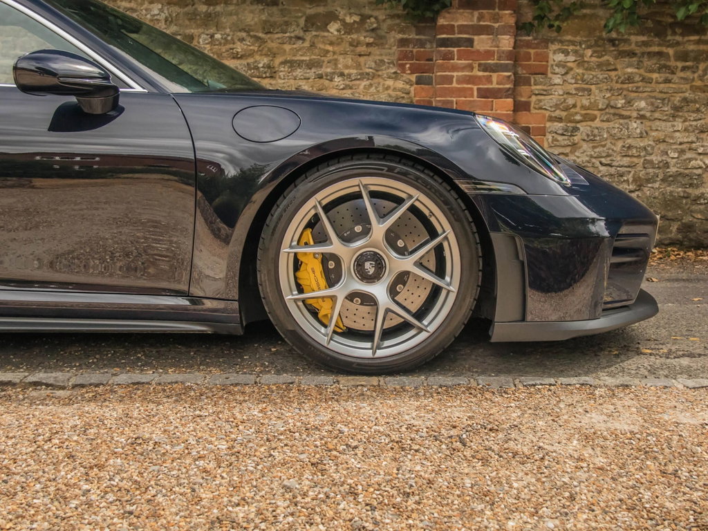 Porsche 992.2 GT3 Touring