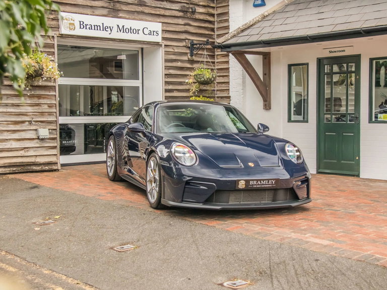 Porsche 992.2 GT3 Touring