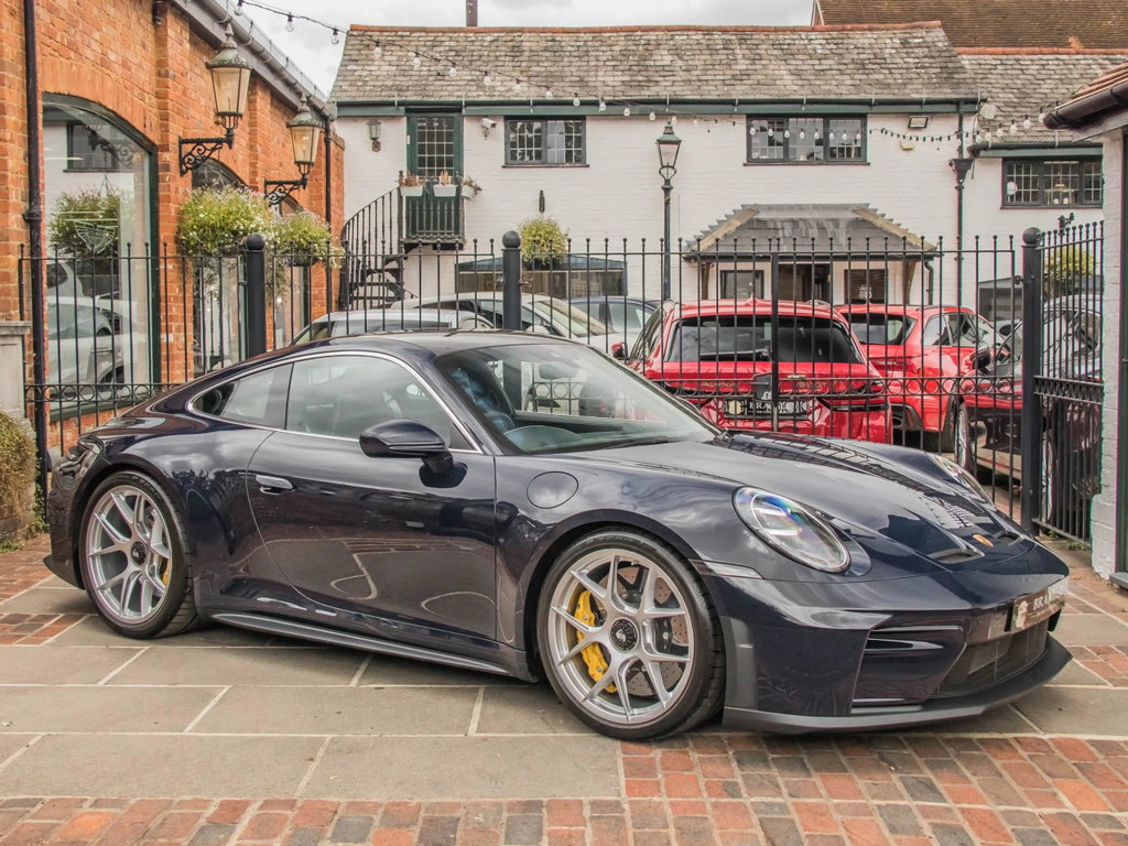 Porsche 992.2 GT3 Touring