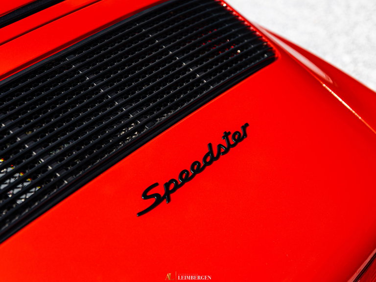 Porsche 911 Carrera 3.2 Speedster