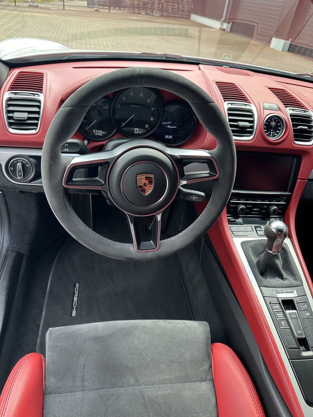 Porsche 981 Boxster Spyder