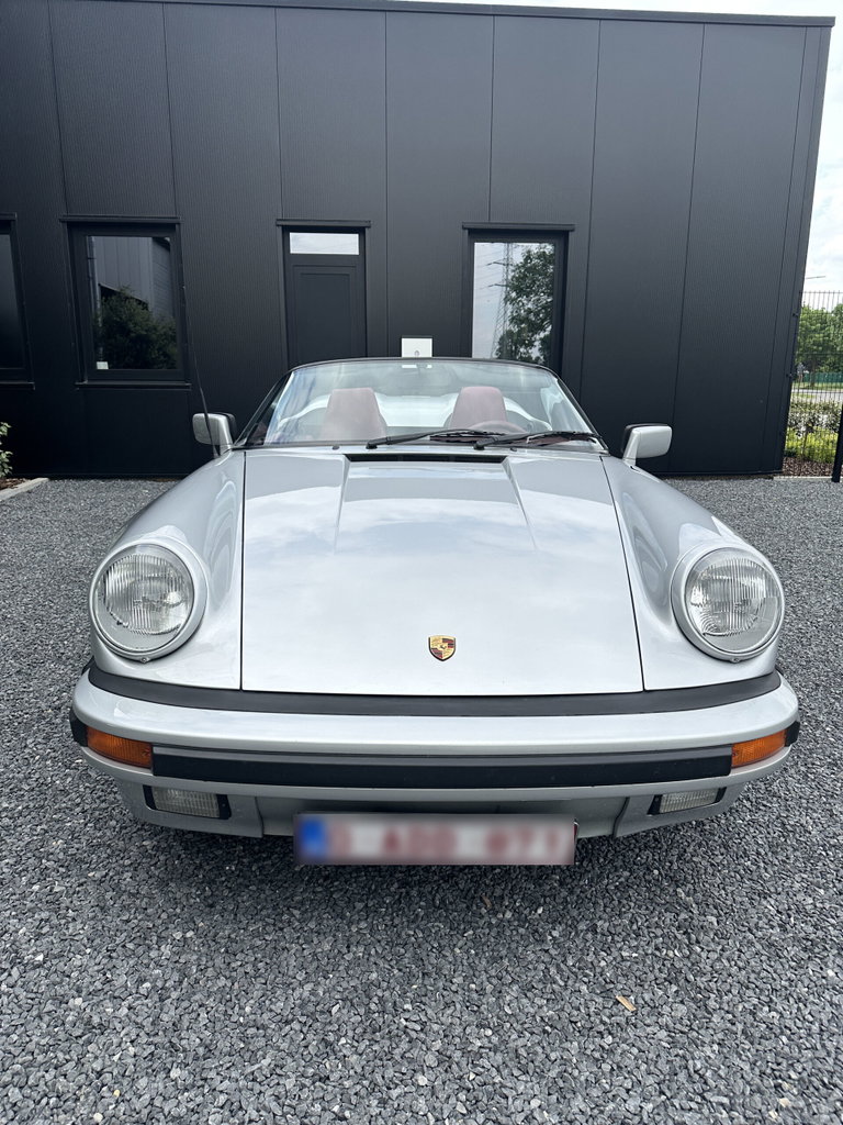 Porsche 911 Carrera 3.2 Speedster