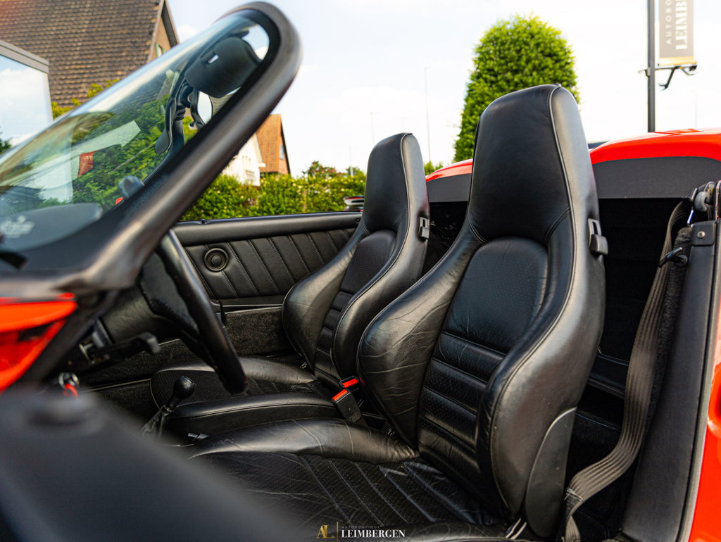 Porsche 911 Carrera 3.2 Speedster