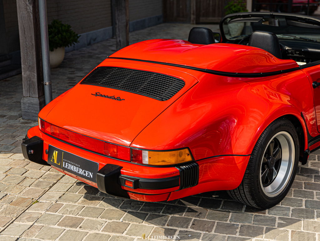 Porsche 911 Carrera 3.2 Speedster