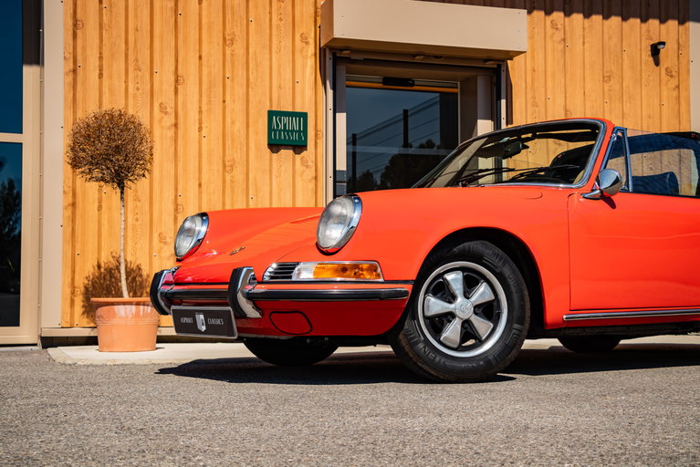 Porsche 911 T