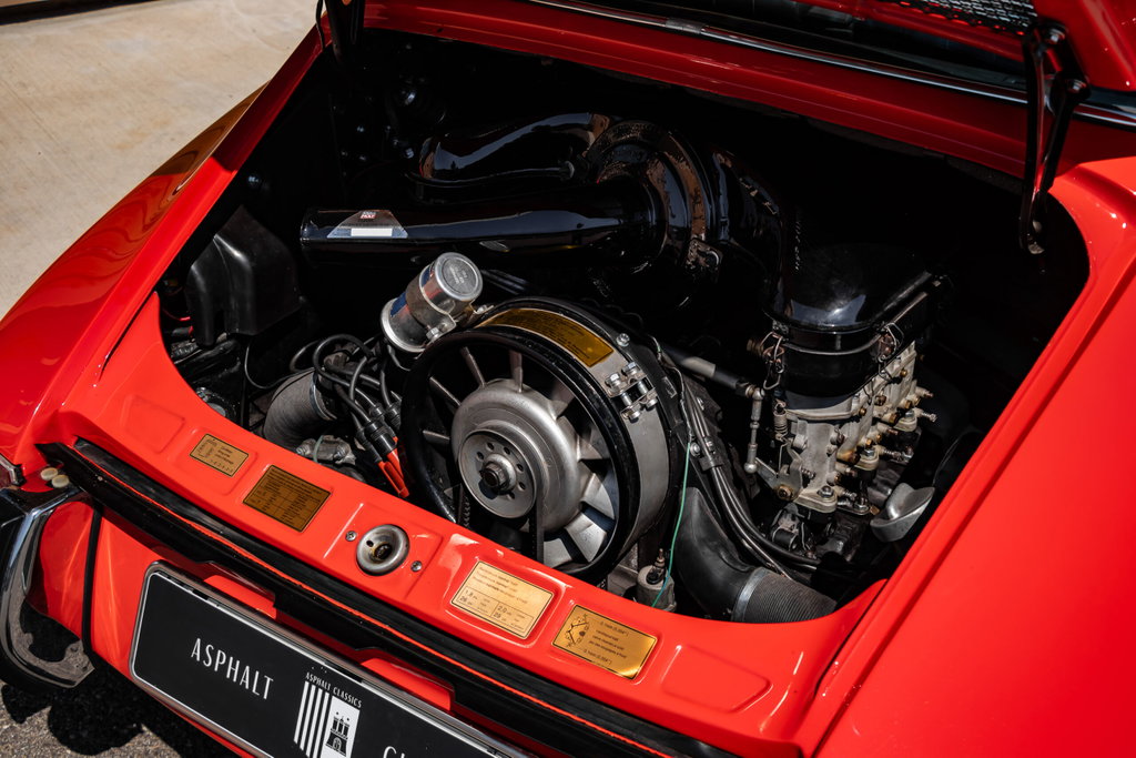 Porsche 911 T