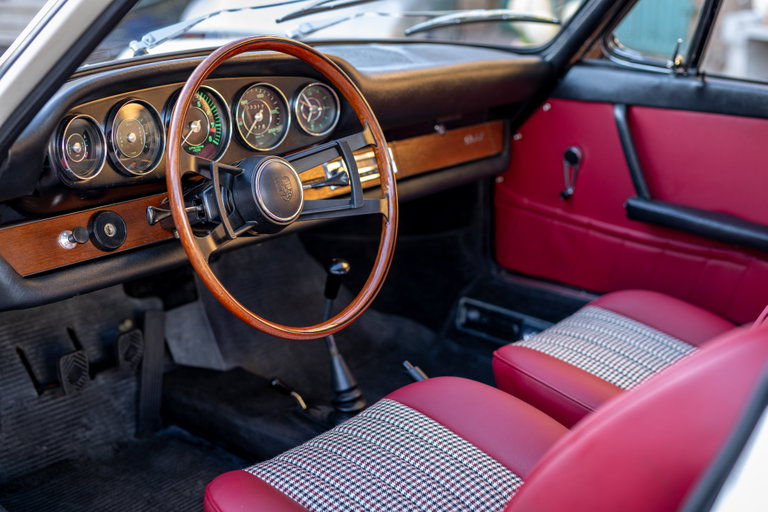 Porsche 911 (F-Modell)