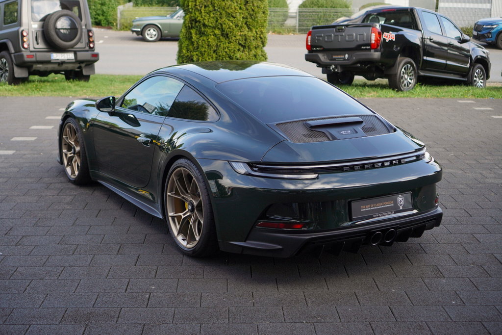 Porsche 992 GT3 Touring