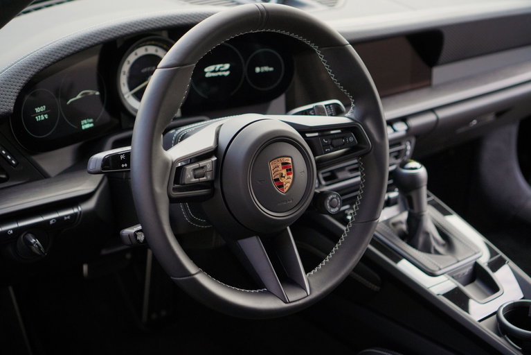 Porsche 992 GT3 Touring