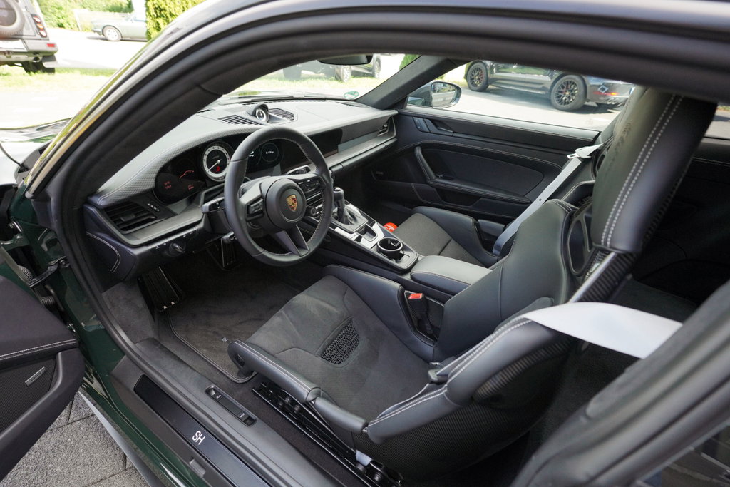 Porsche 992 GT3 Touring