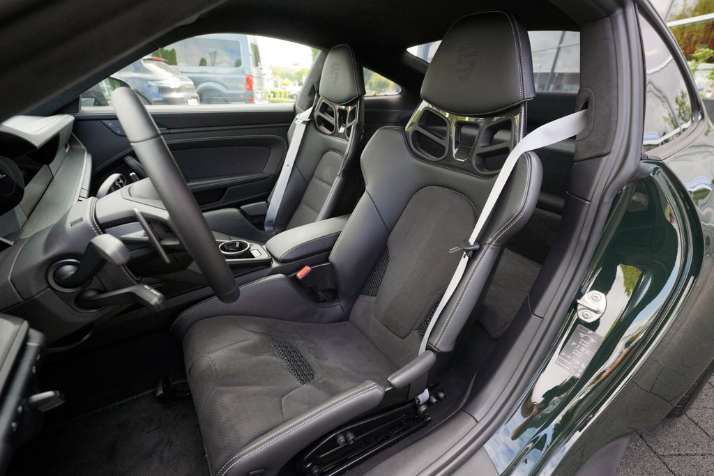 Porsche 992 GT3 Touring