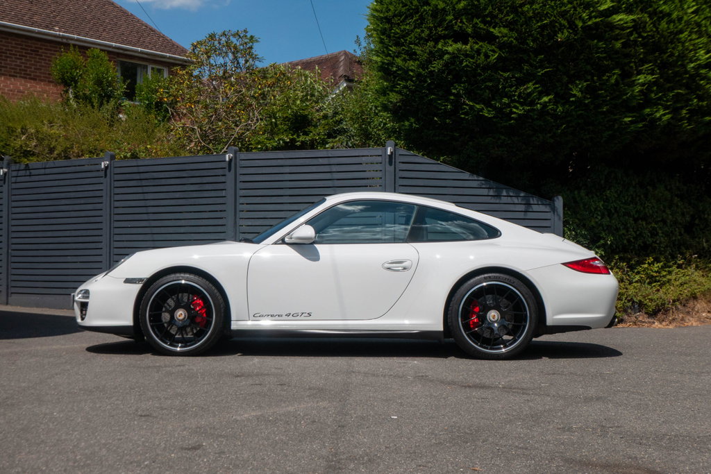 Porsche 997.2 Carrera 4 GTS