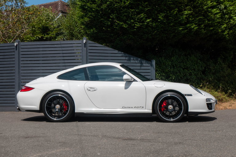 Porsche 997.2 Carrera 4 GTS