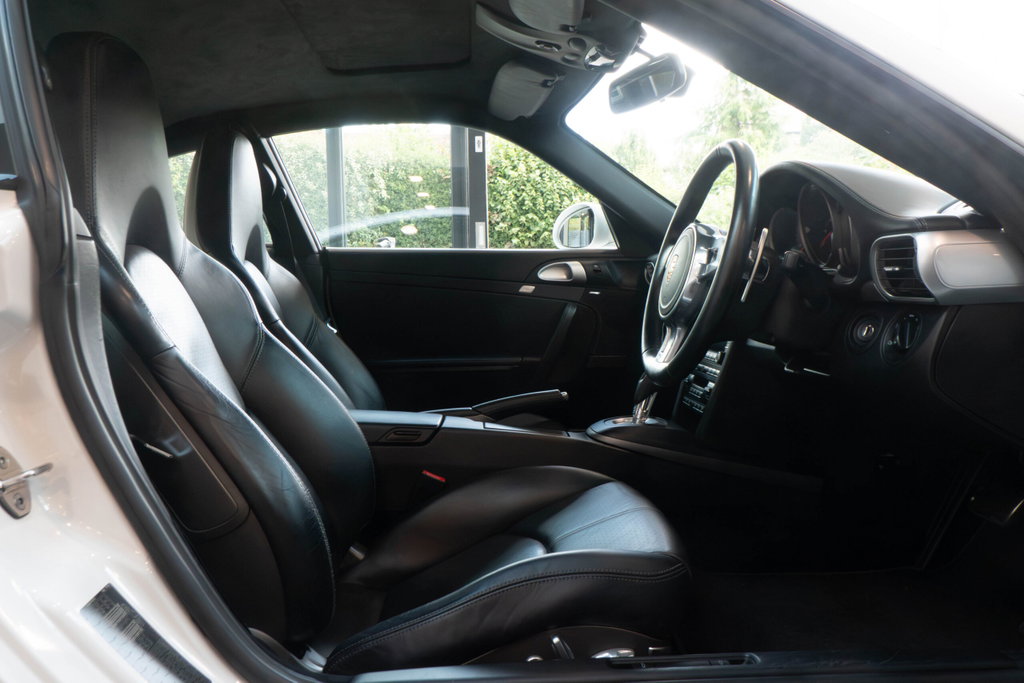 Porsche 997.2 Carrera 4 GTS