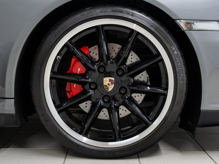 Porsche 997.2 Carrera GTS