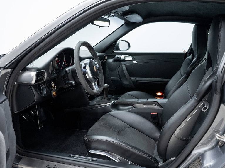 Porsche 997.2 Carrera GTS