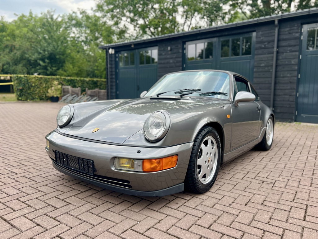 Porsche 964 Carrera 4