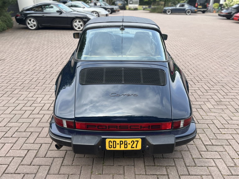 Porsche 911 Carrera 3.2 (US)